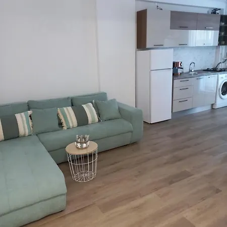 Magic Sunset Mamaia Apartment